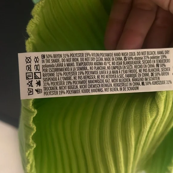 🪩5/$20 Forever 21 Lime Green Sweater Dress - Picture 2 of 4